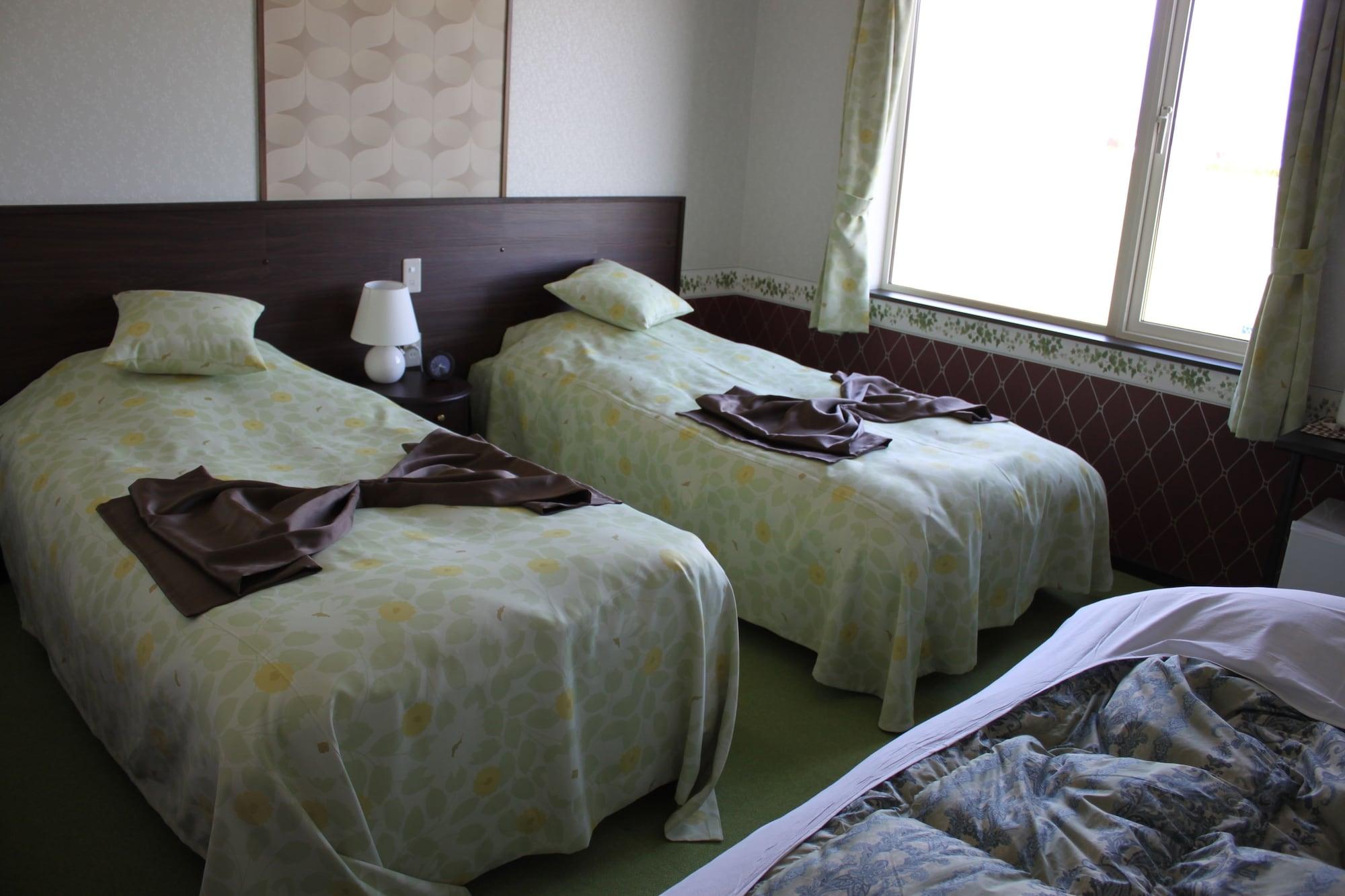 Petit Hotel Blanc Fleur Nakafurano Экстерьер фото