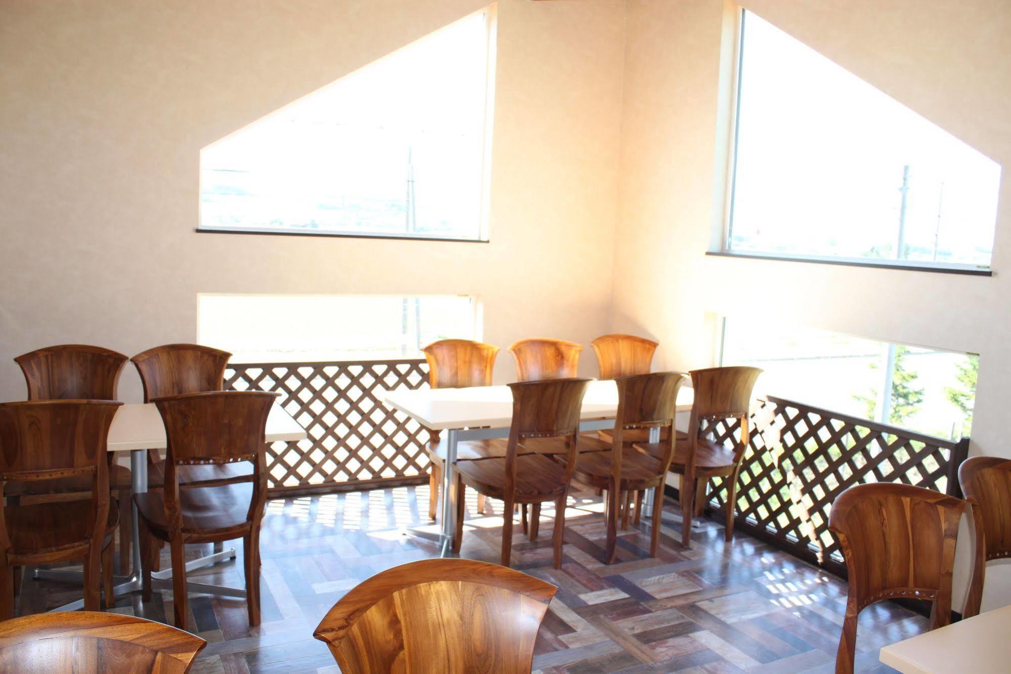 Petit Hotel Blanc Fleur Nakafurano Экстерьер фото